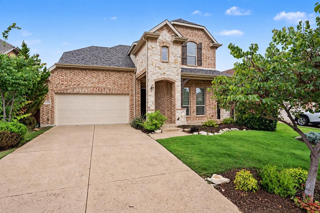 1729 Morning Mist Way
