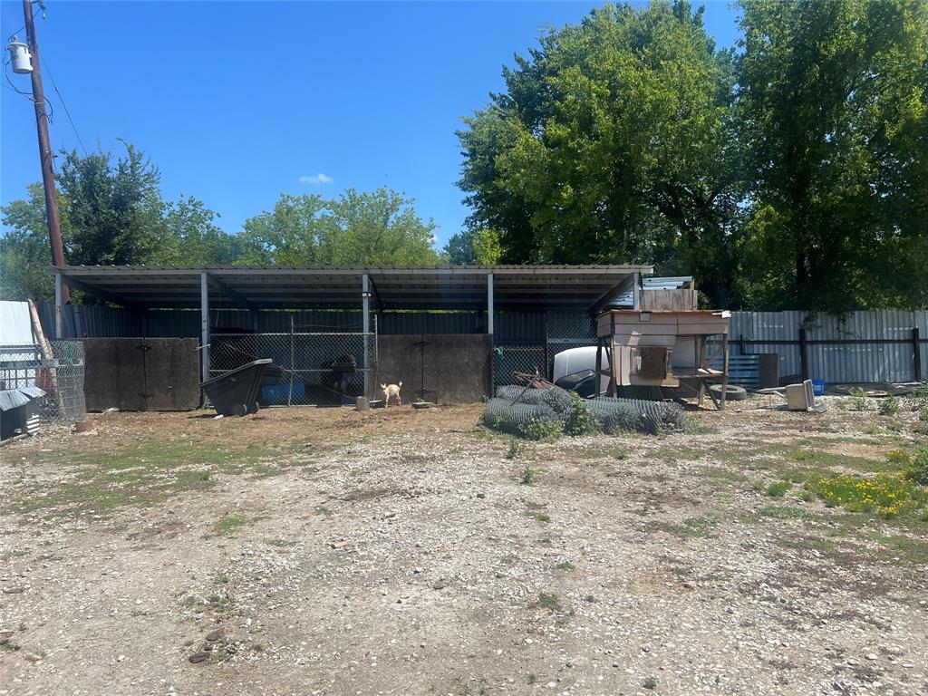 5140 W US Highway 175