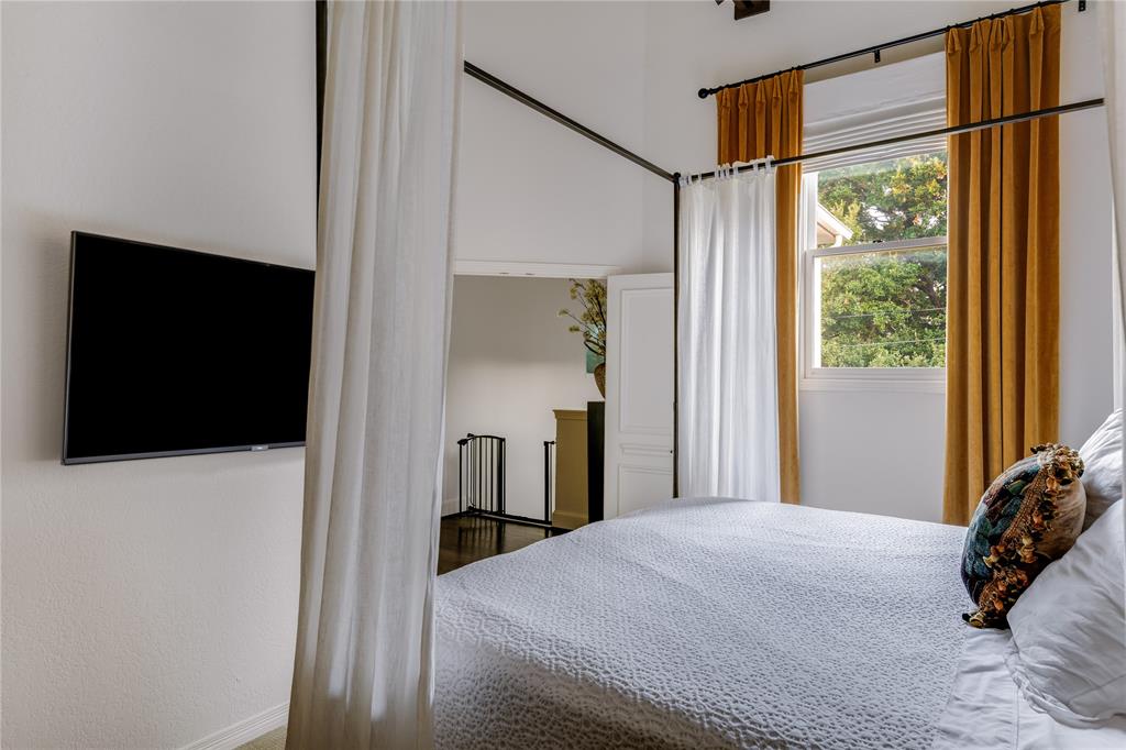 University Highlands - Residential