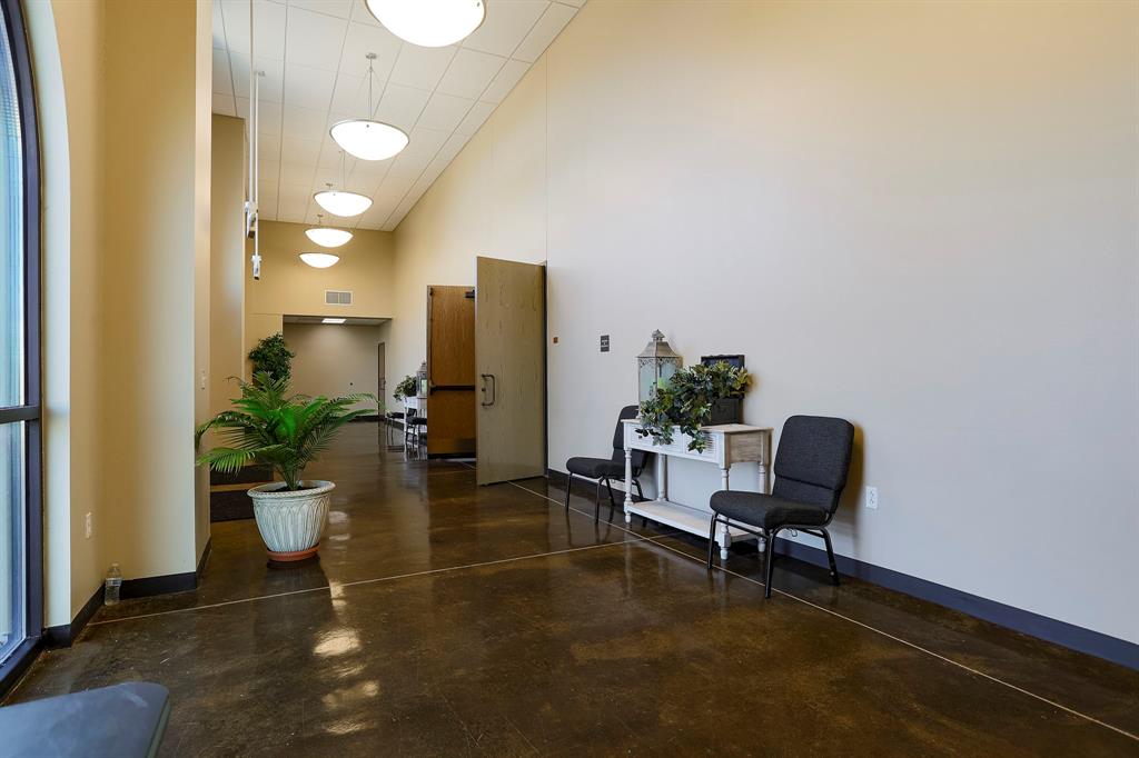 Meadow Oaks Add - Commercial Sale