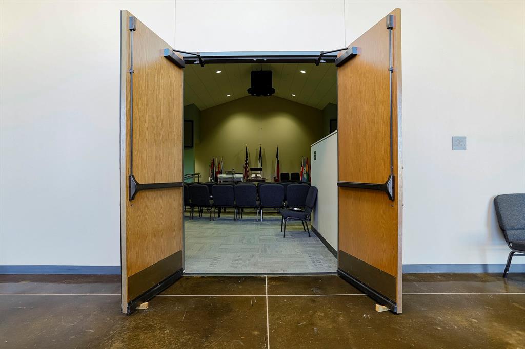 Meadow Oaks Add - Commercial Sale