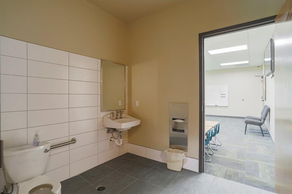 Meadow Oaks Add - Commercial Sale