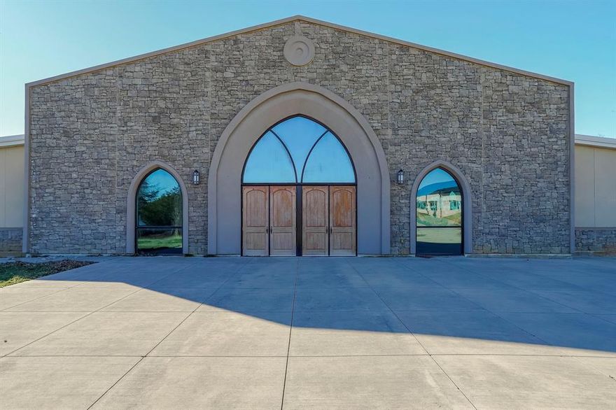 Located in the heart of Southlake and built on approximately 4 acres of land located in a prime location off Kimball Avenue. Newer building featuring 3 offices, 6 classrooms, a fellowship hall, a worship hall, a breakroom, multiple bathrooms and over 100 parking space. Newer building currently used as a Church congregation. This is a great opportunity to be located in the Southlake, Westlake, Colleyville, Keller, Grapevine area with fast access to 121, 114 and Dallas Fort Worth Airport.
