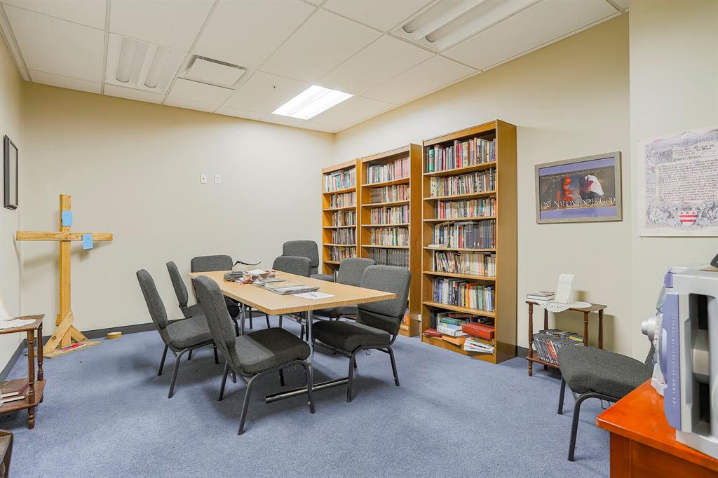 Meadow Oaks Add - Commercial Sale