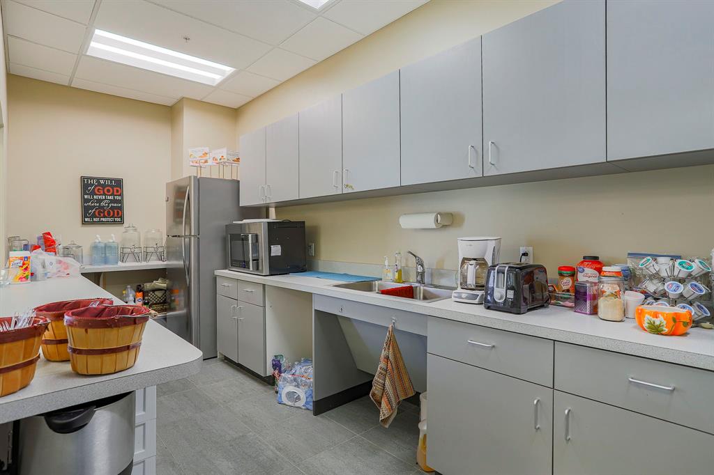 Meadow Oaks Add - Commercial Sale