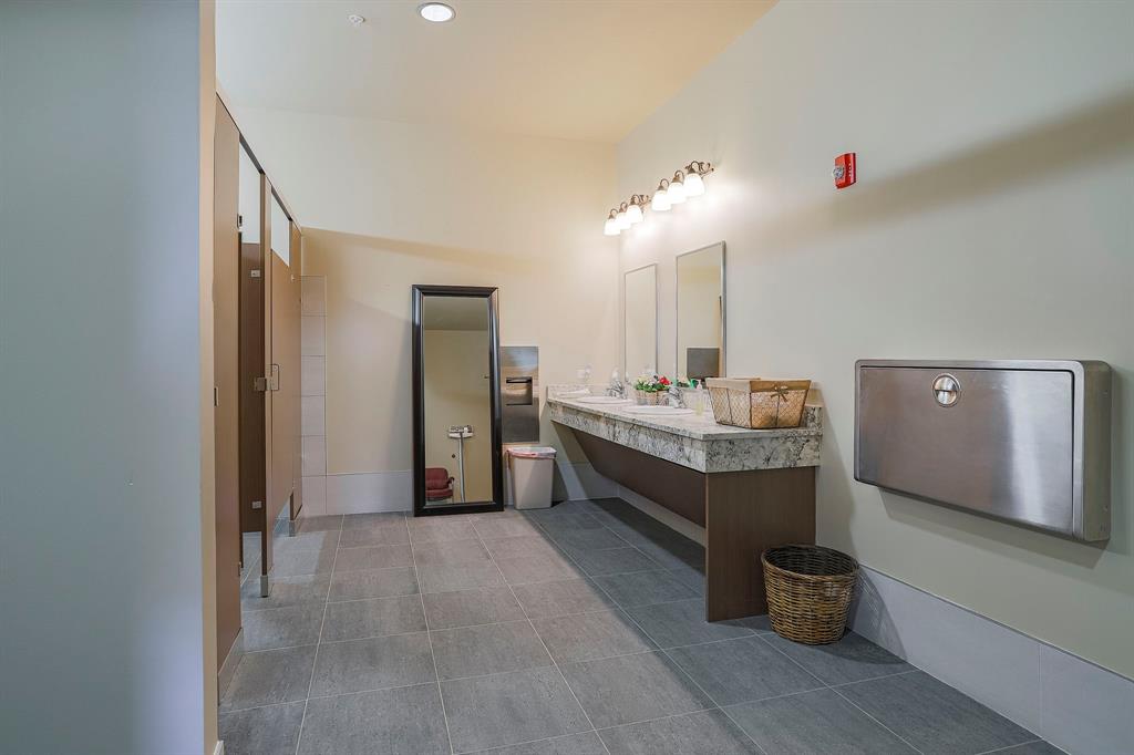 Meadow Oaks Add - Commercial Sale