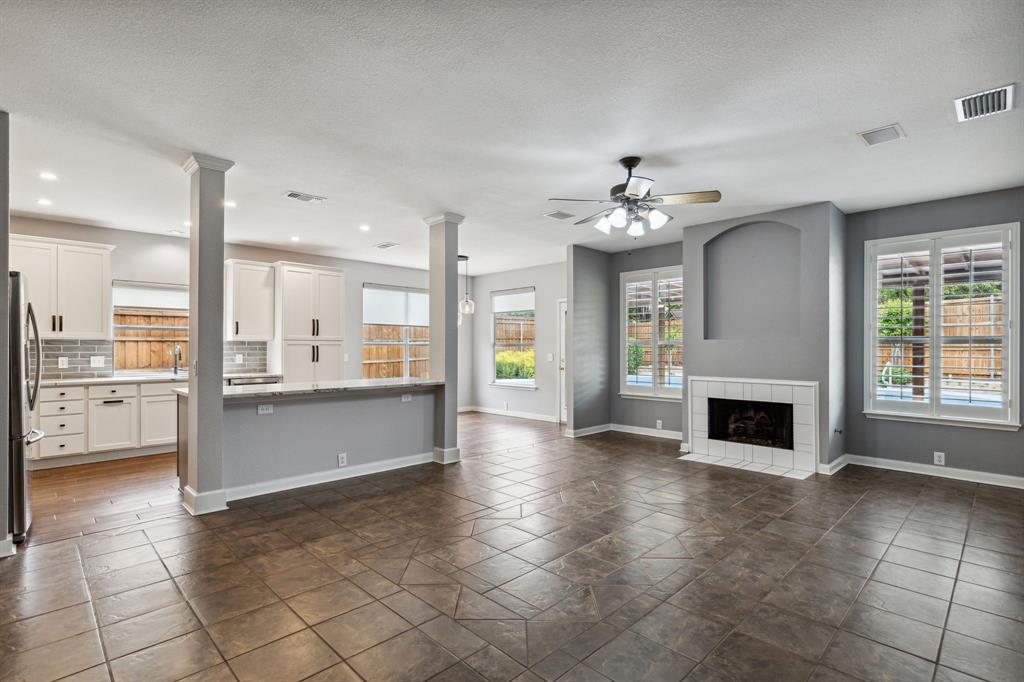 Thousand Oaks Ph III - Residential