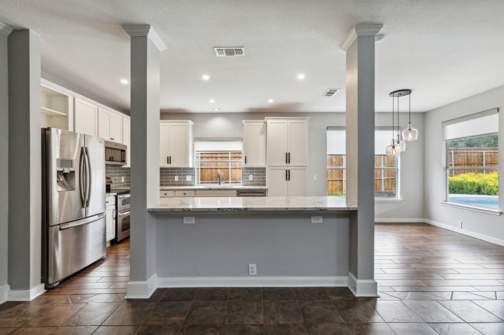 Thousand Oaks Ph III - Residential