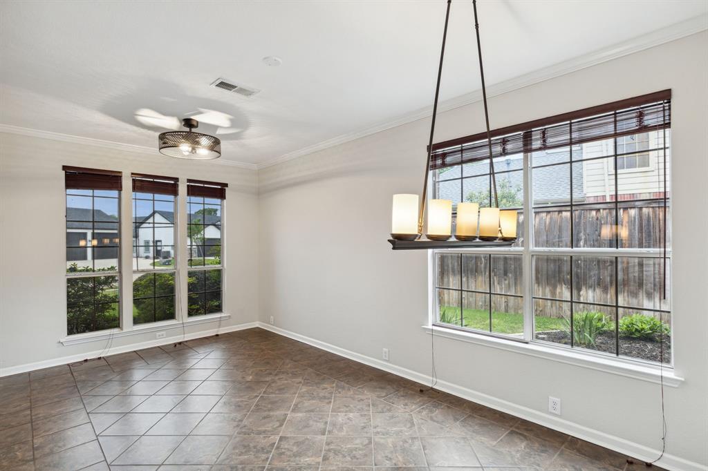 Thousand Oaks Ph III - Residential