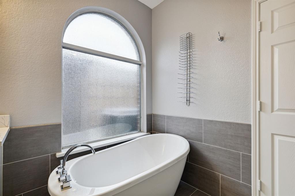 Thousand Oaks Ph III - Residential