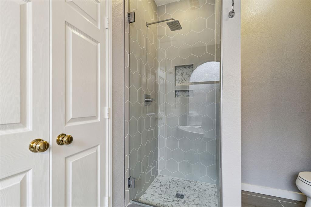 Thousand Oaks Ph III - Residential