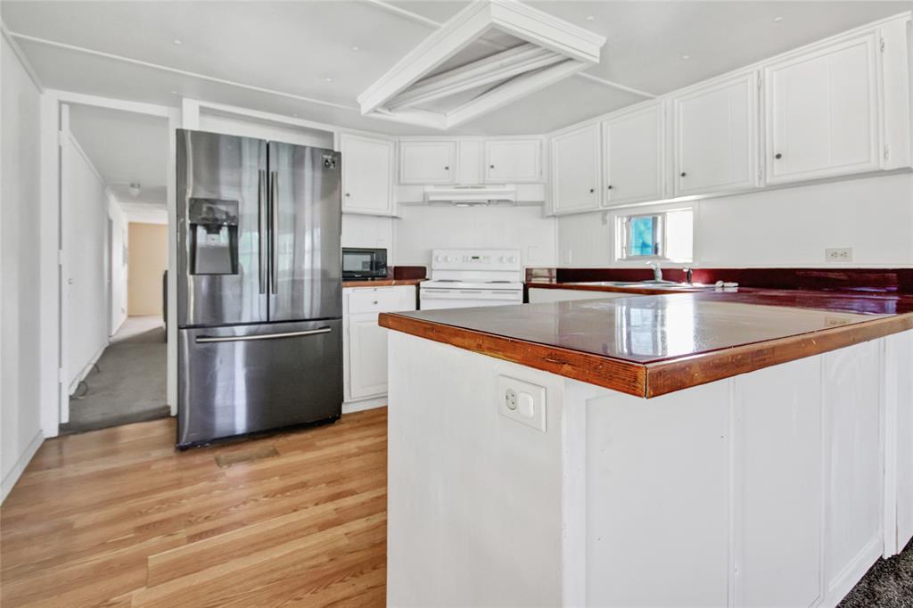 Western Lake Estates B - Residential