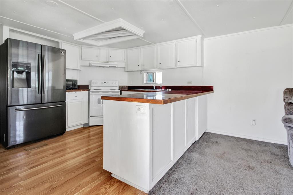 Western Lake Estates B - Residential