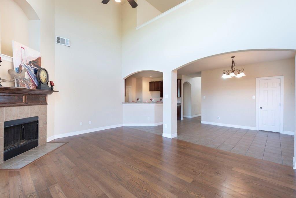 Avalon 04 - Residential Lease