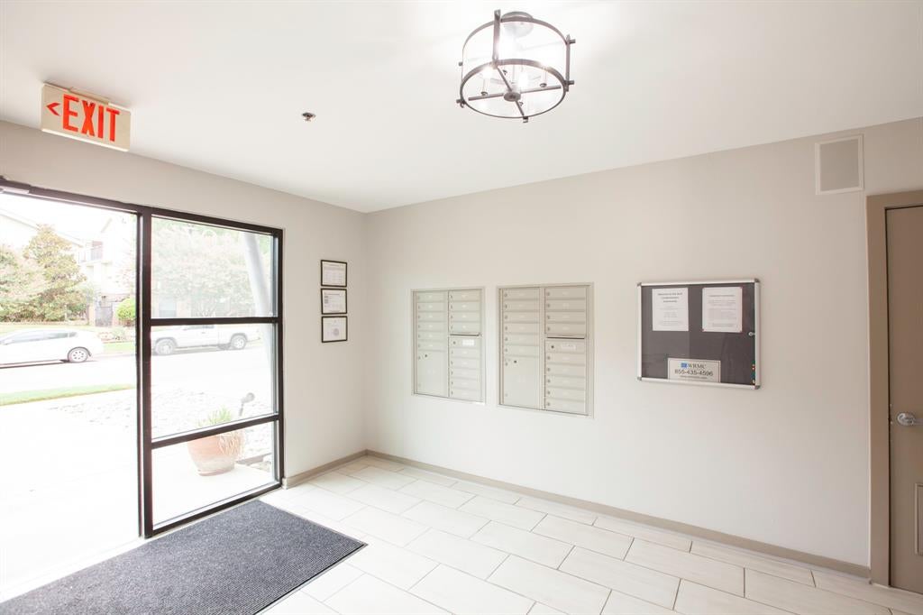 4107 Bowser Avenue 308