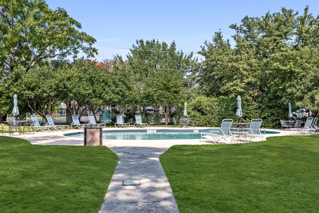 Westbury Park Condos - Residential