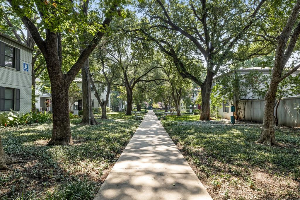 Westbury Park Condos - Residential