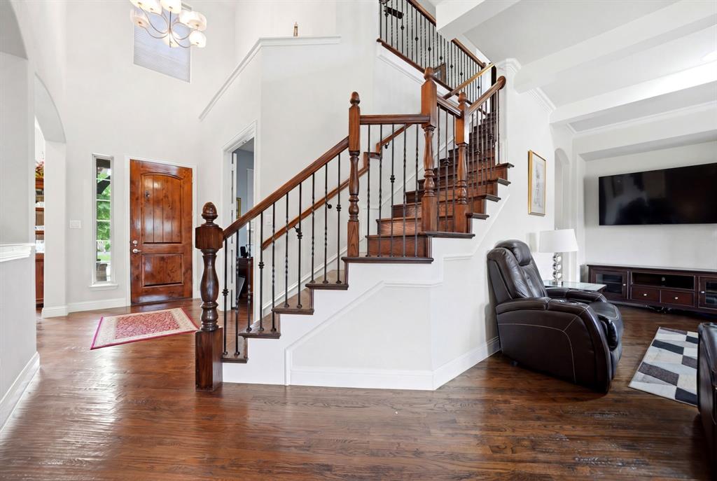 486 Hilltop Drive