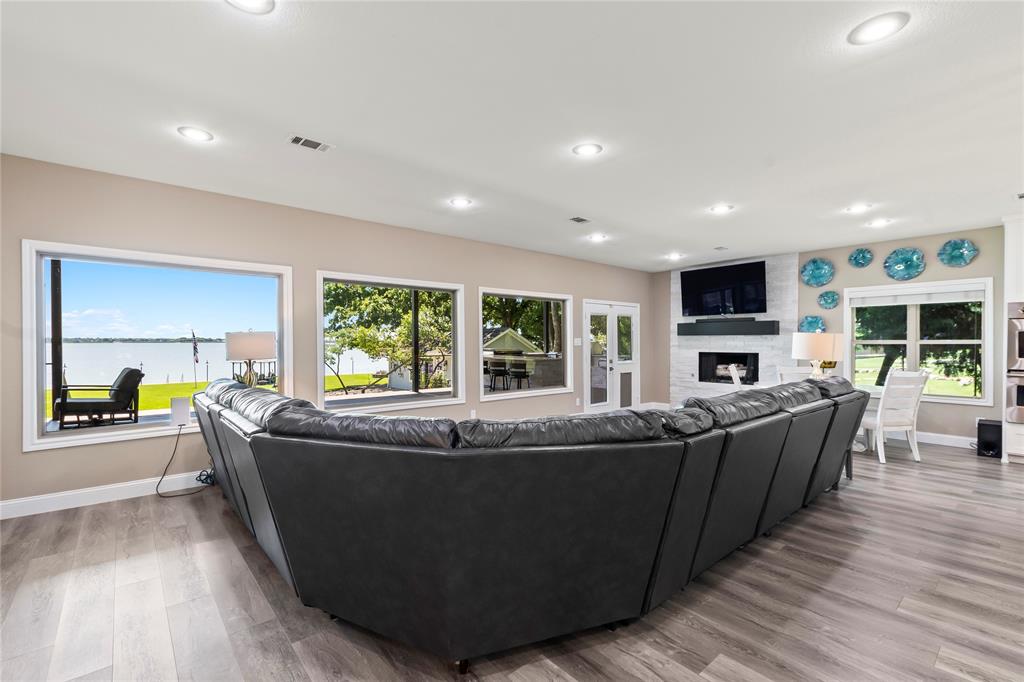 Pleasant Oak Beach - Residential