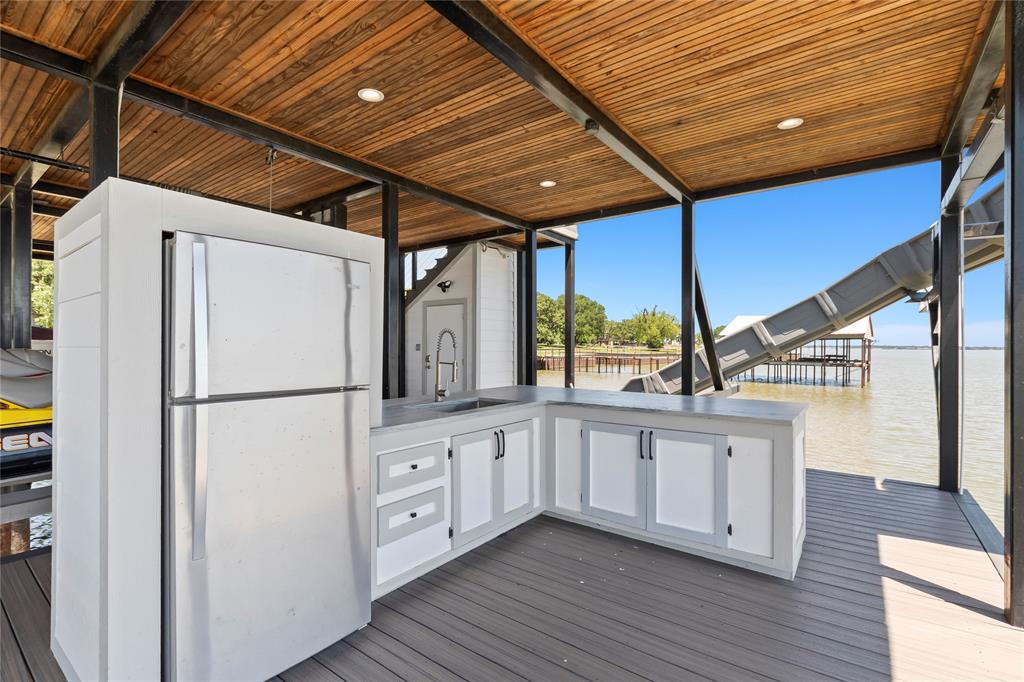 Pleasant Oak Beach - Residential