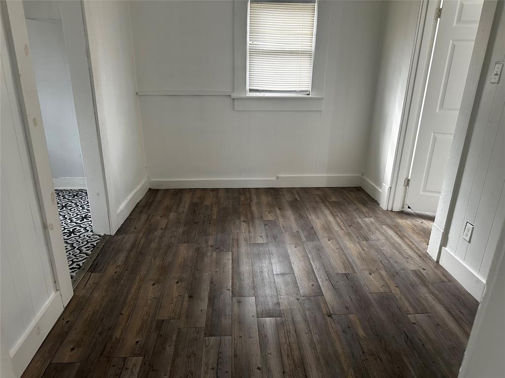 Amanda Collins - Residential