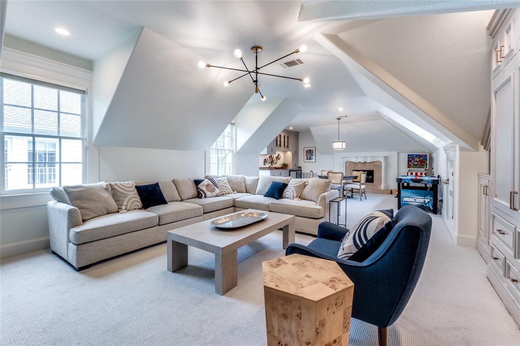 University Heights 03 Instl Add - Residential