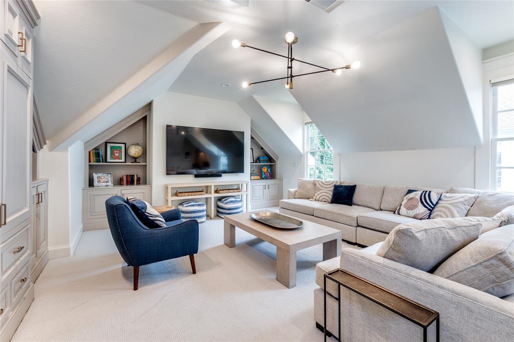 University Heights 03 Instl Add - Residential