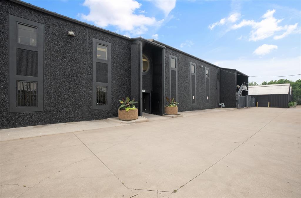 3500 Easy Street