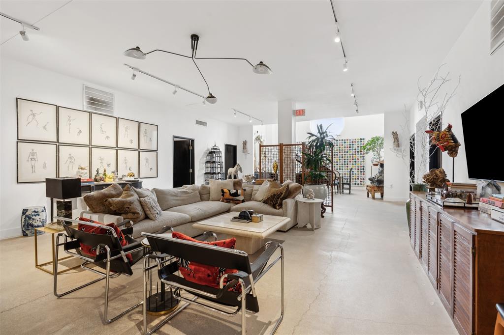 Industrial Acres Rev - Commercial Sale