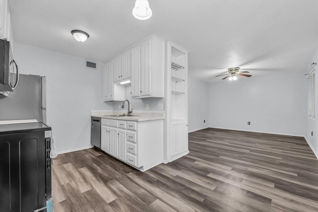 1214 Baylor Avenue 209