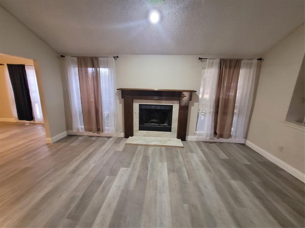 Cross Creek East 03 - Residential Lease