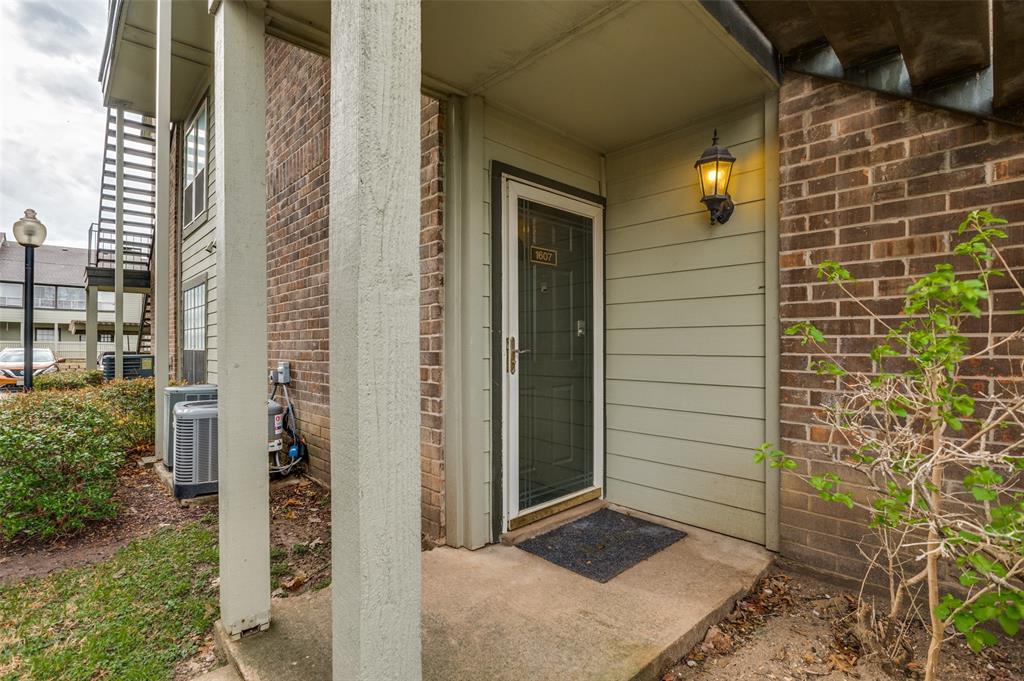 Woodhaven Condo - Residential