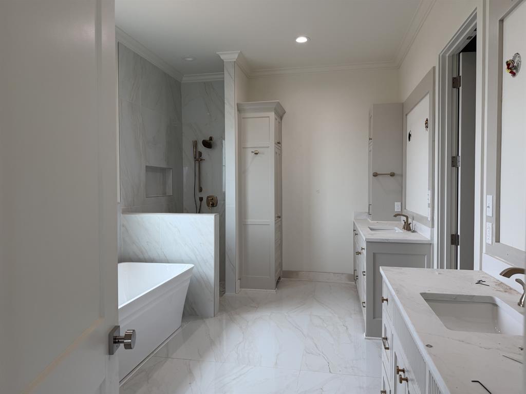 Canal Place - Residential