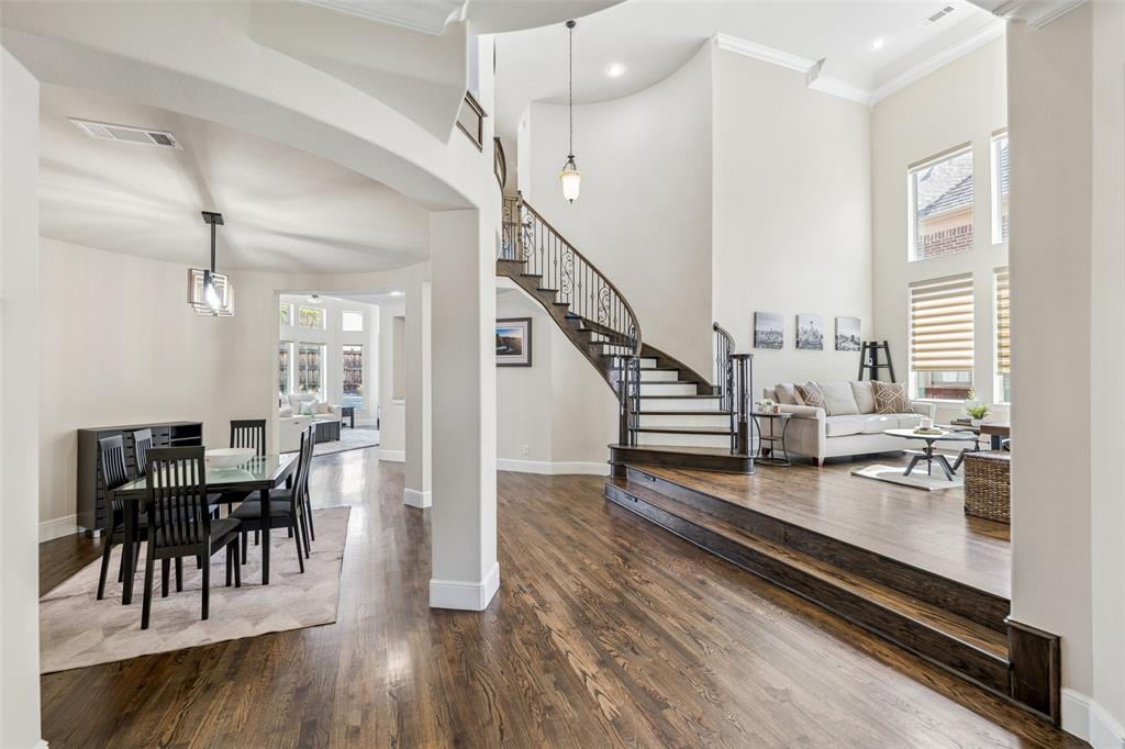 2120 Hidalgo Lane