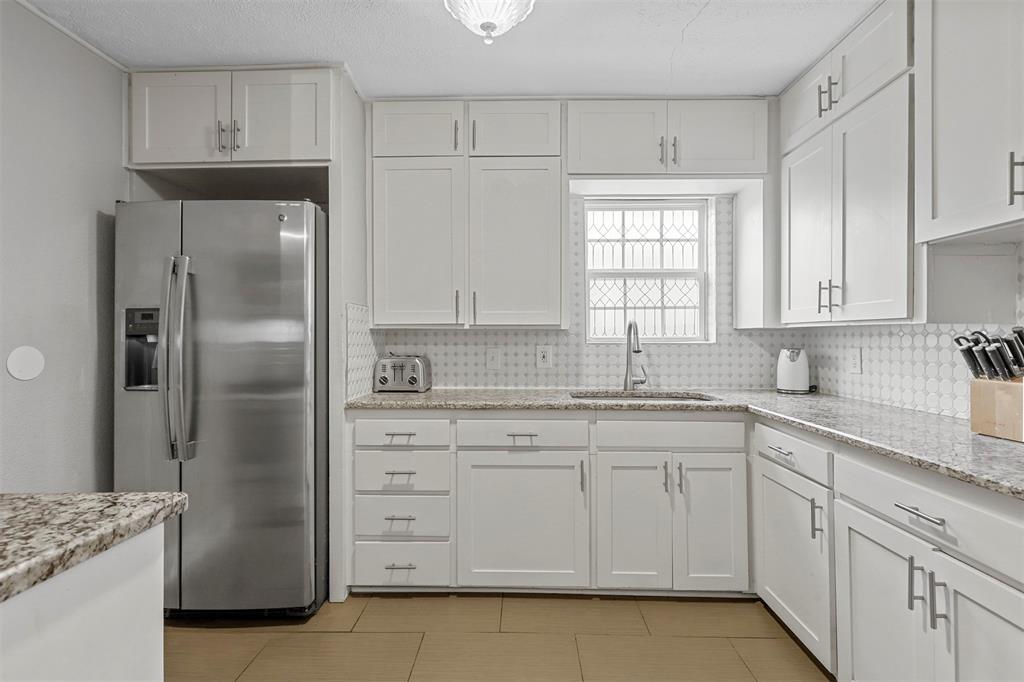 Fort Worth, Texas 76107, United States, 3 Bedrooms Bedrooms, ,1 BathroomBathrooms,Residential,Active,24646