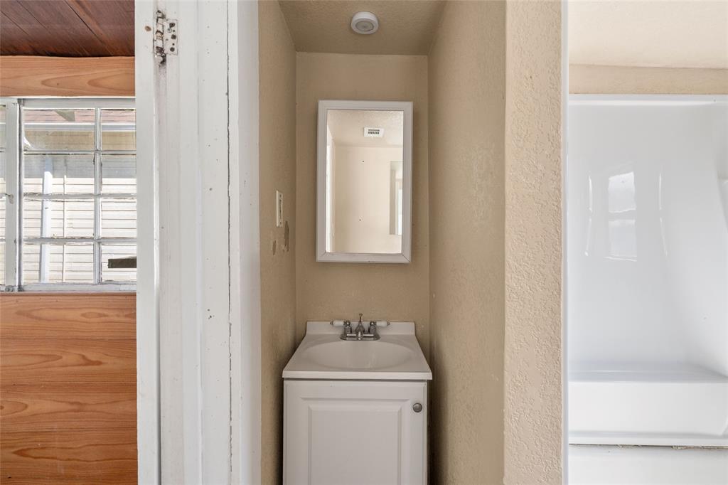 G T Hawpes Homestead - Residential