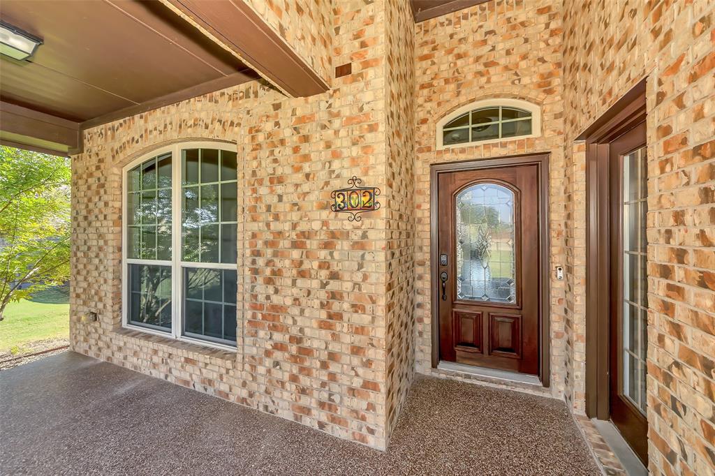 302 Red Eagle Trail