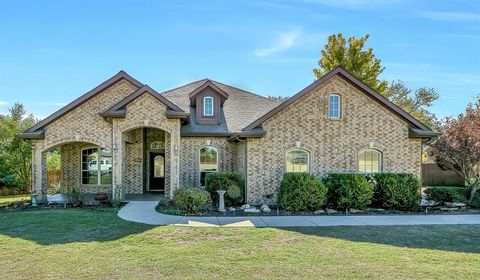 302 Red Eagle Trail Hudson Oaks TX 76087