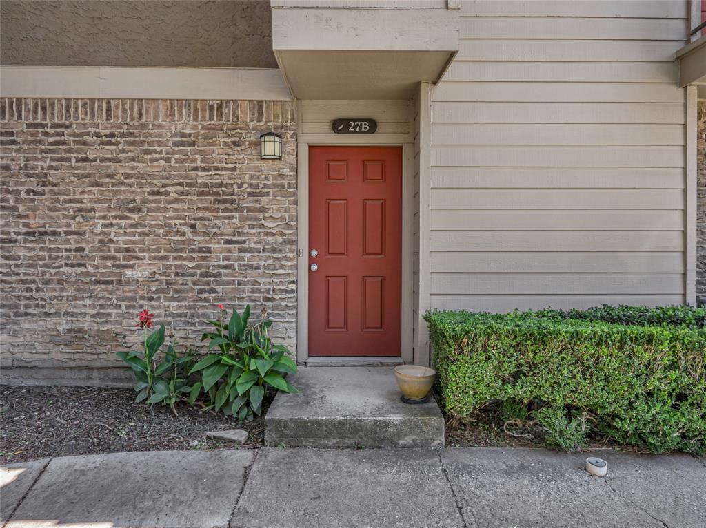 5200 Martel Avenue 27B