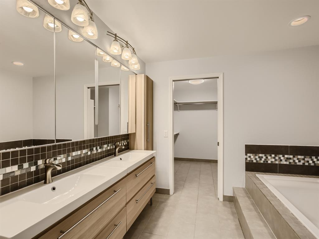 Hunters Glen Ten - Residential