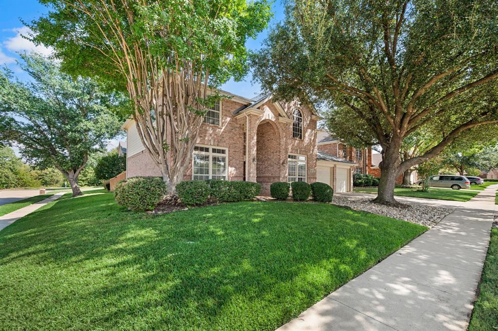 6605 Fox Glen Drive