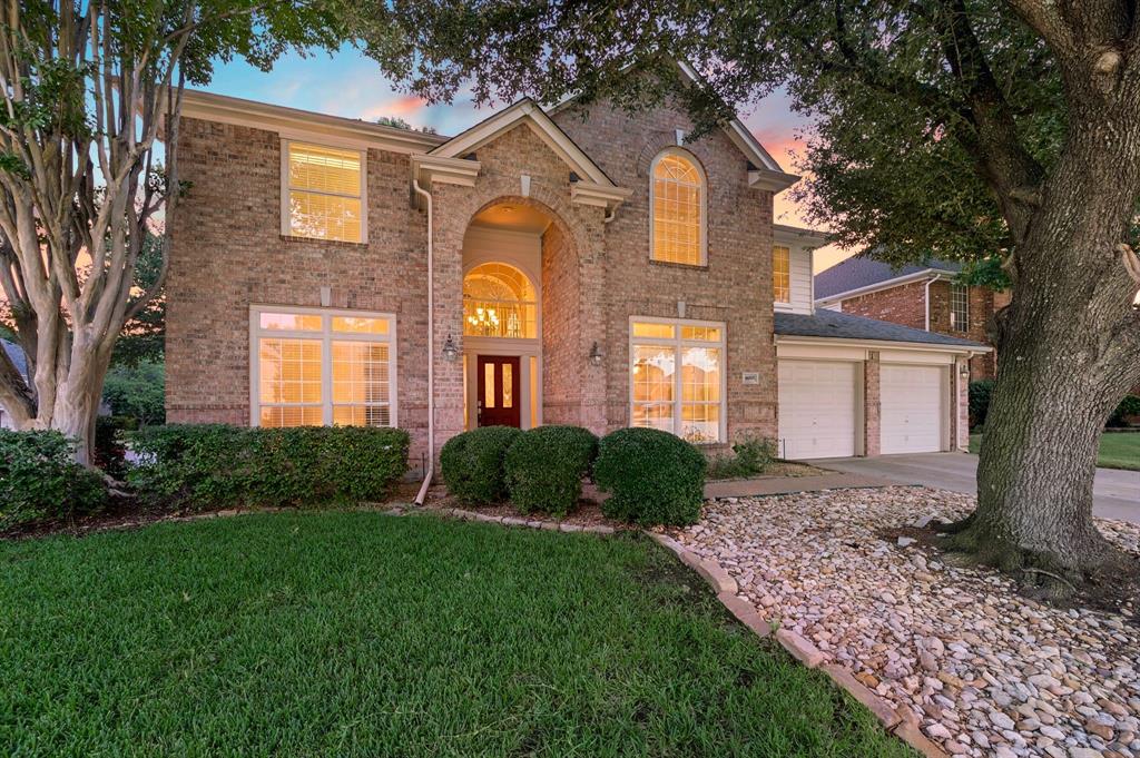 6605 Fox Glen Drive