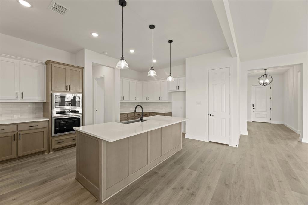 Settler's Glen - Residential