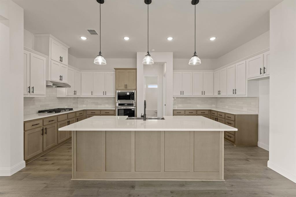 Settler's Glen - Residential