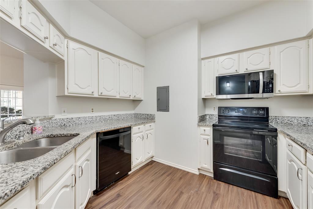 Quorum View Condo - Residential