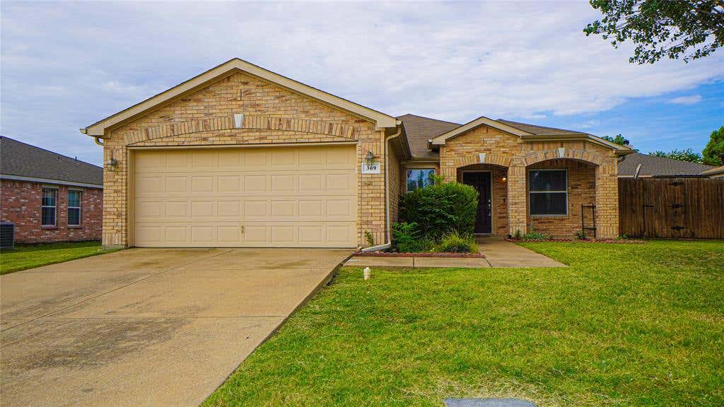 Photo of 309 Stanford, Forney, TX 75126 (MLS # 21319835)