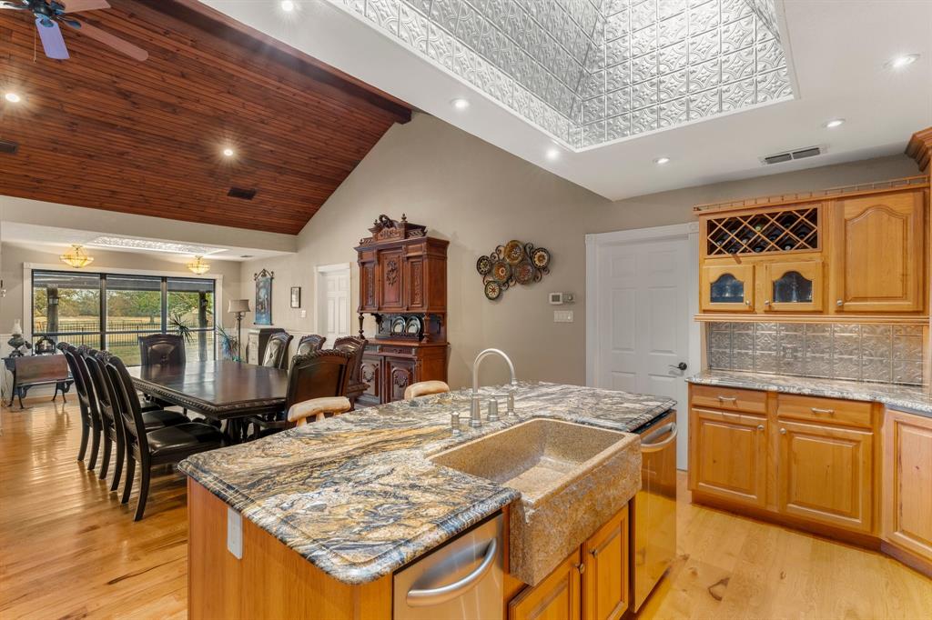 San Antonio & Gulf Railroad - Residential