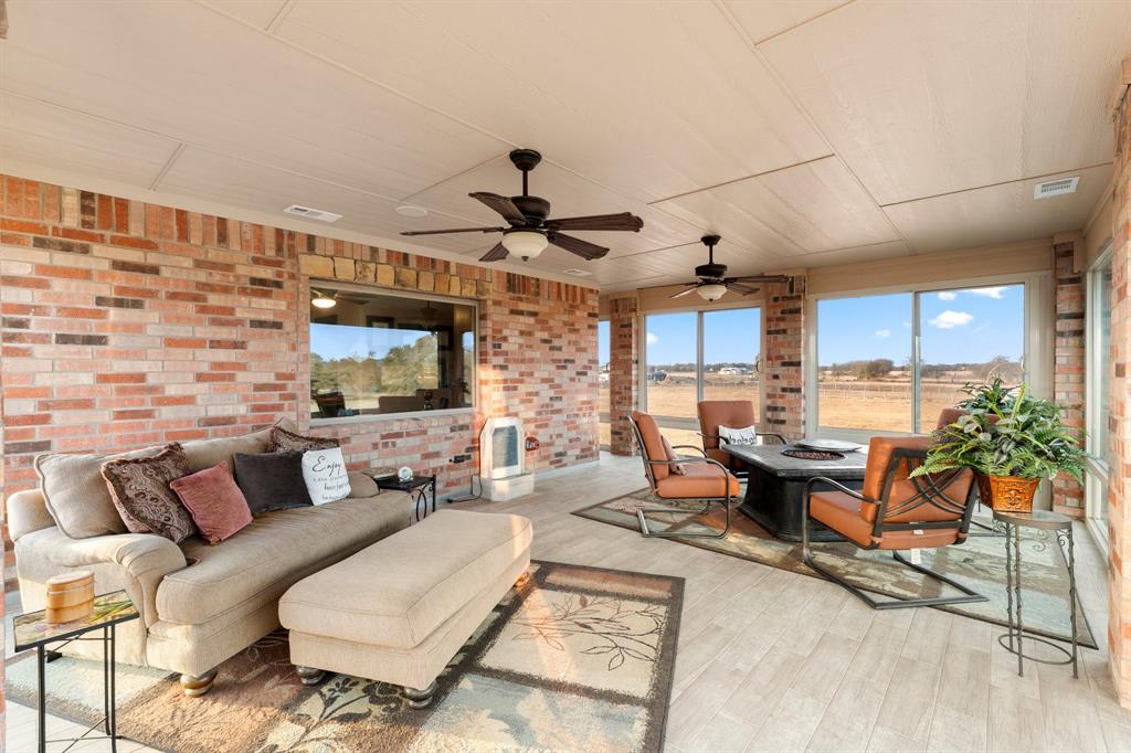 San Antonio & Gulf Railroad - Residential