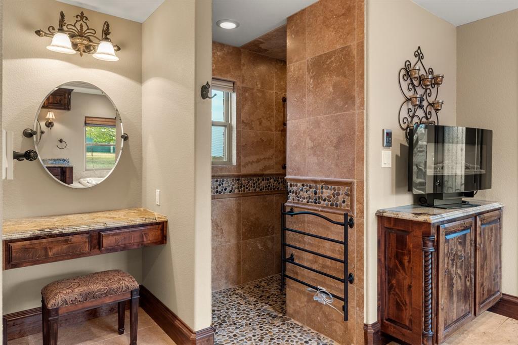 San Antonio & Gulf Railroad - Residential