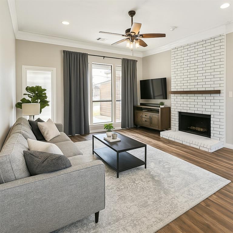 909 Country Lane